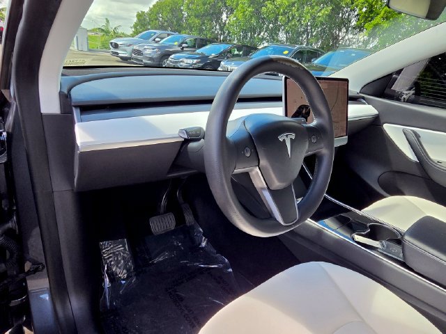Used 2020 Tesla Model Y Performance AWD/4WD image 26