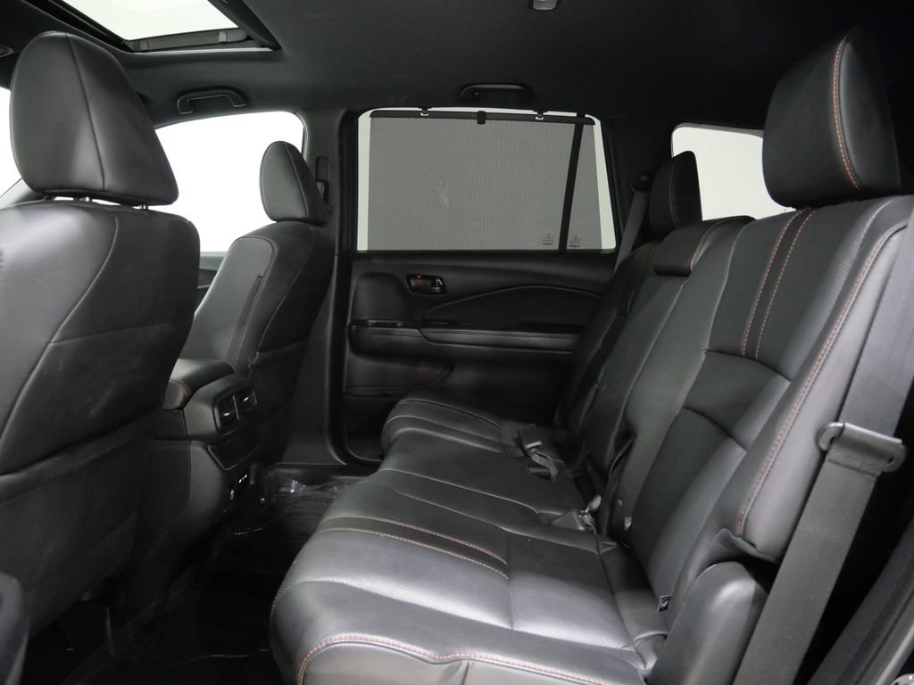 Used 2025 Honda Passport TrailSport image 24