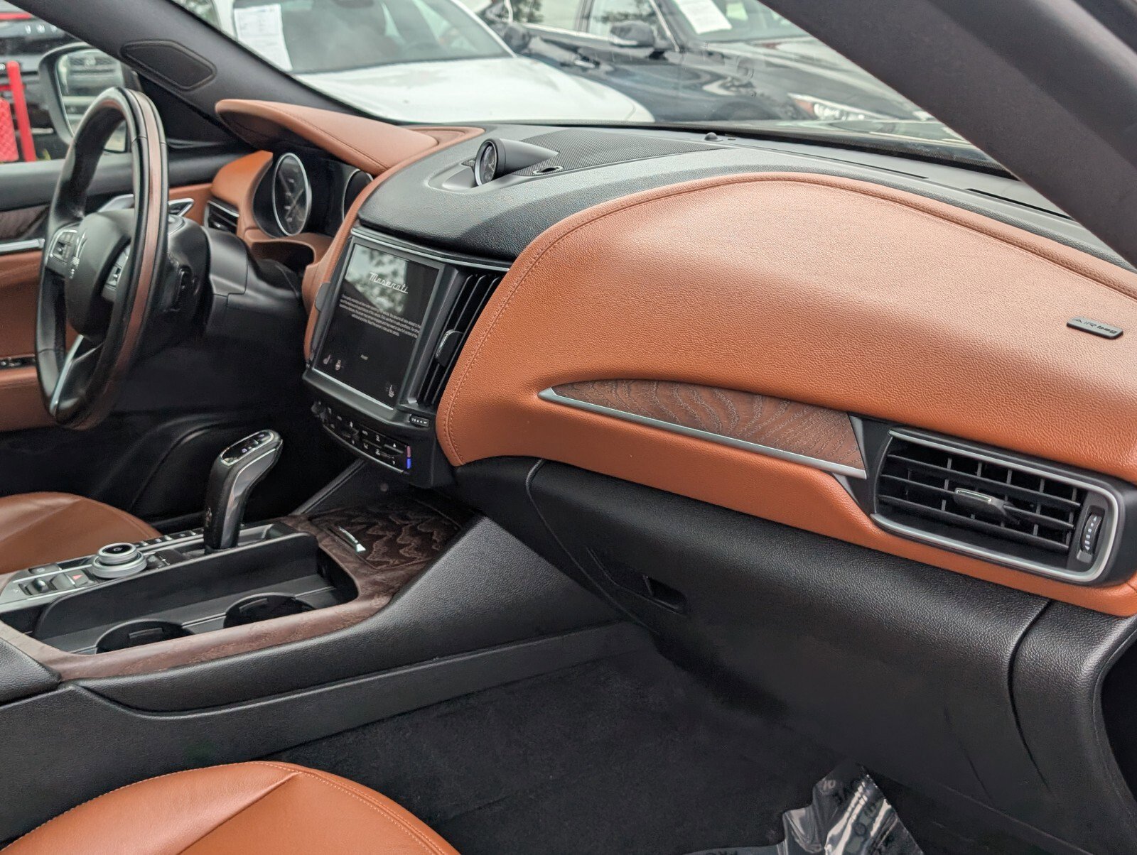 Used 2022 Maserati Levante Modena image 16