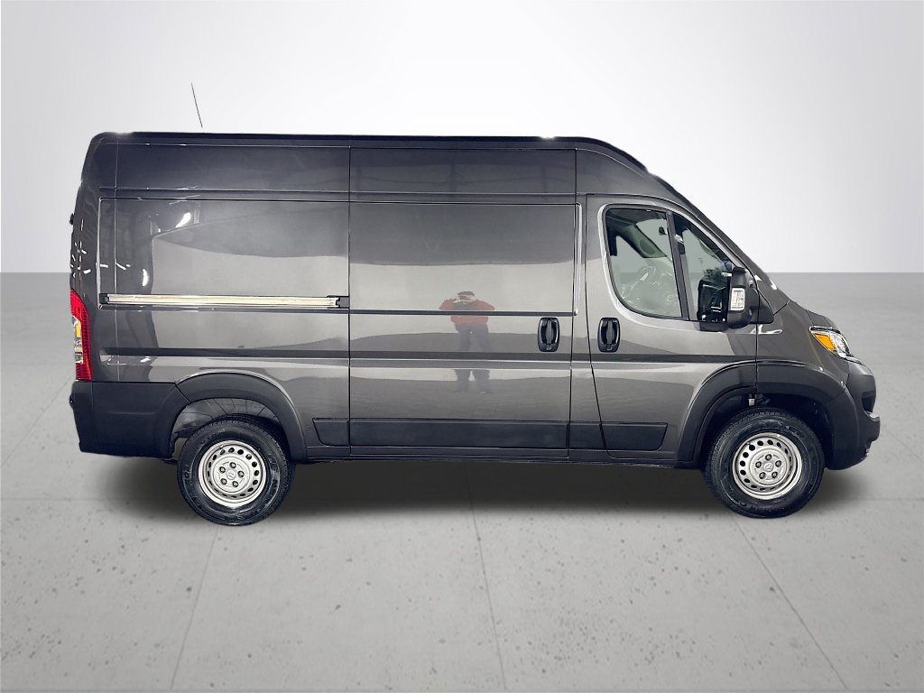 New 2026 RAM ProMaster 2500 w/ Premium Convenience Group FWD image 5
