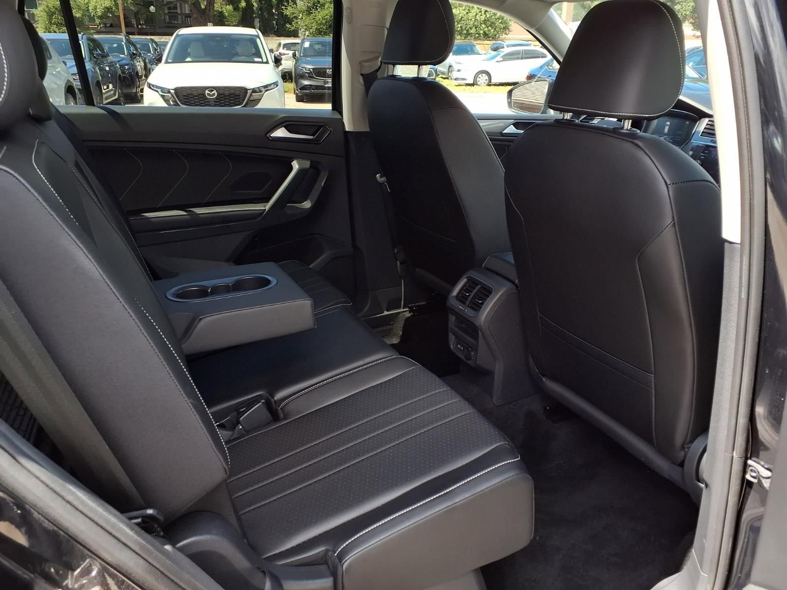 Certified 2023 Volkswagen Tiguan SE FWD image 22