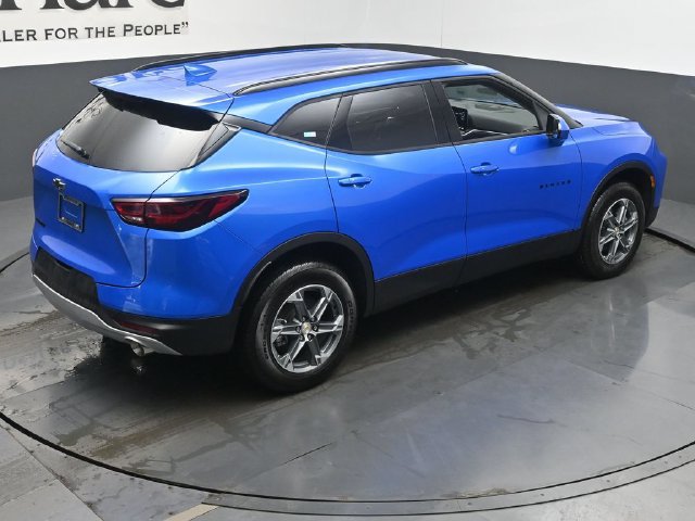 New 2026 Chevrolet Blazer LT w/ Convenience Package FWD image 18