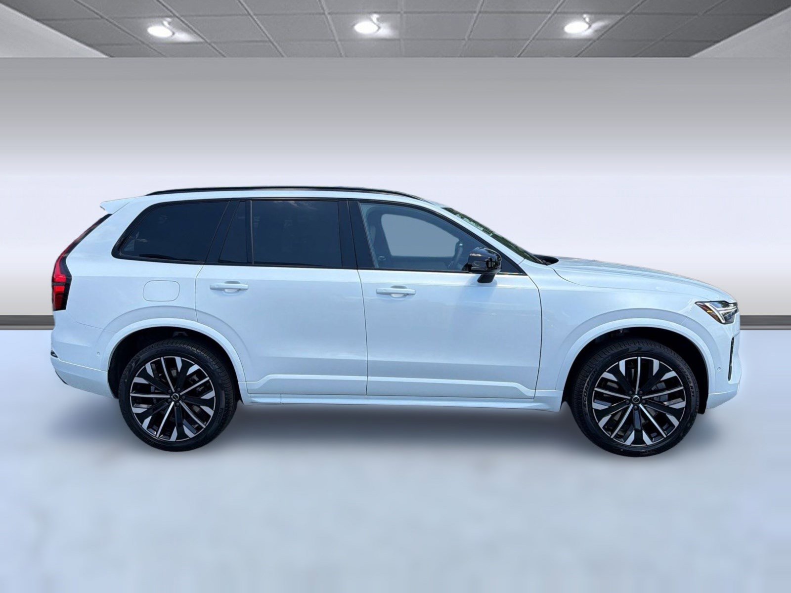 New 2026 Volvo XC90 T8 Ultra w/ Protection Package AWD/4WD image 8