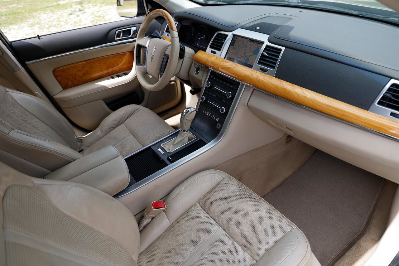 Used 2011 Lincoln MKS AWD w/ 102A Rapid Spec Order Code image 18