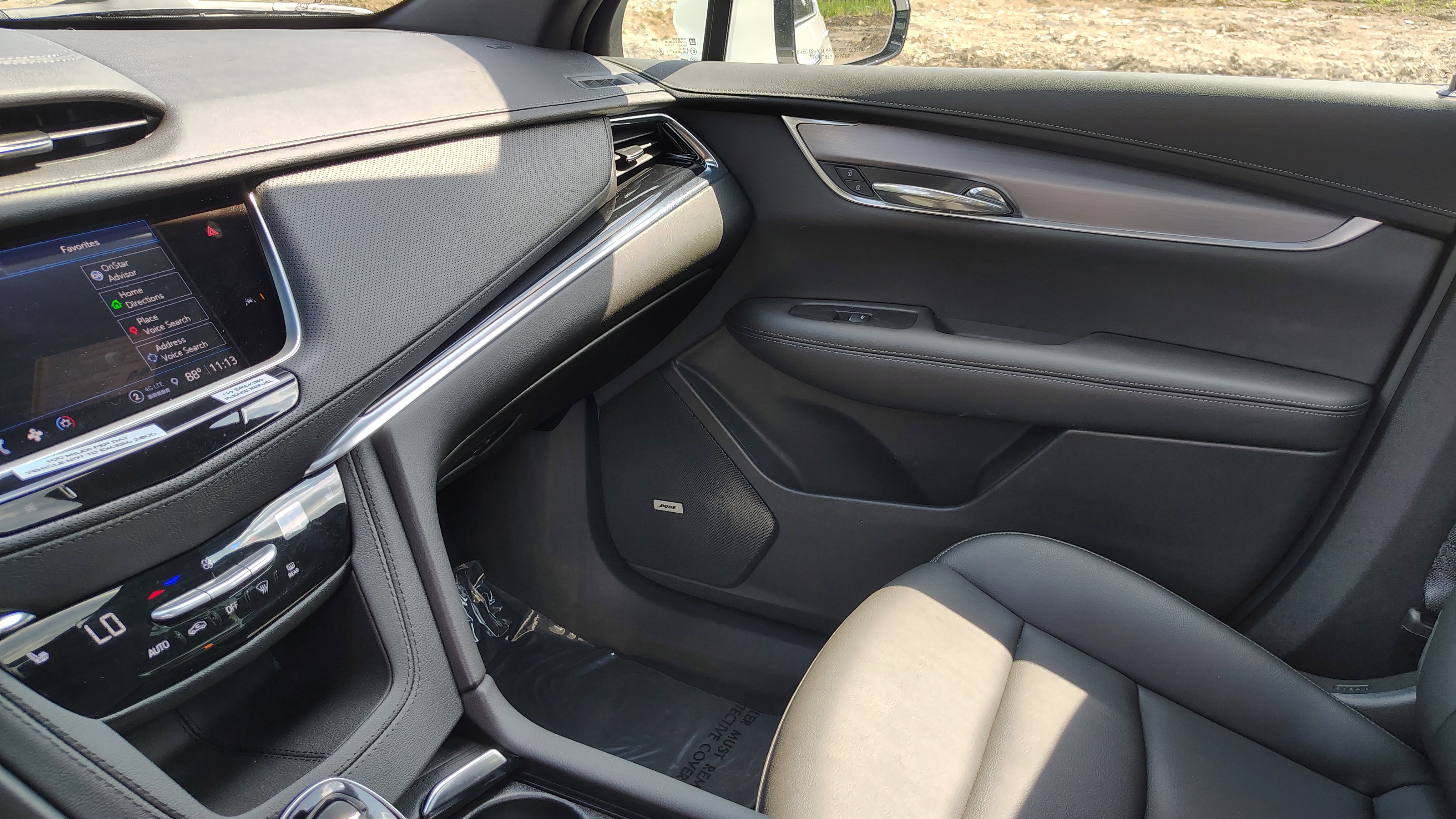 New 2025 Cadillac XT6 Luxury w/ LPO, Premium Carpet Package image 31