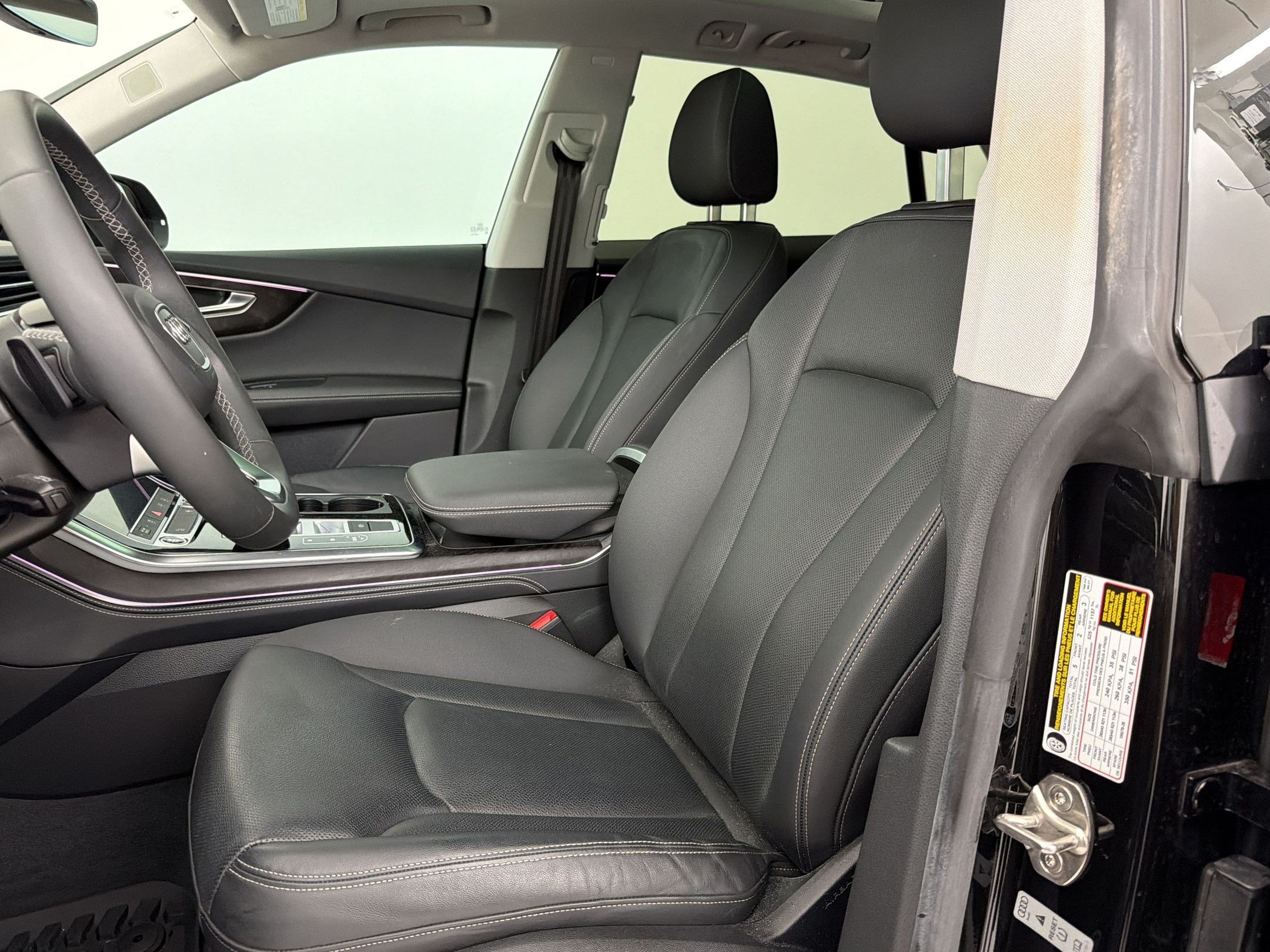 Used 2023 Audi Q8 Premium Plus w/ Premium Plus Package AWD/4WD image 5