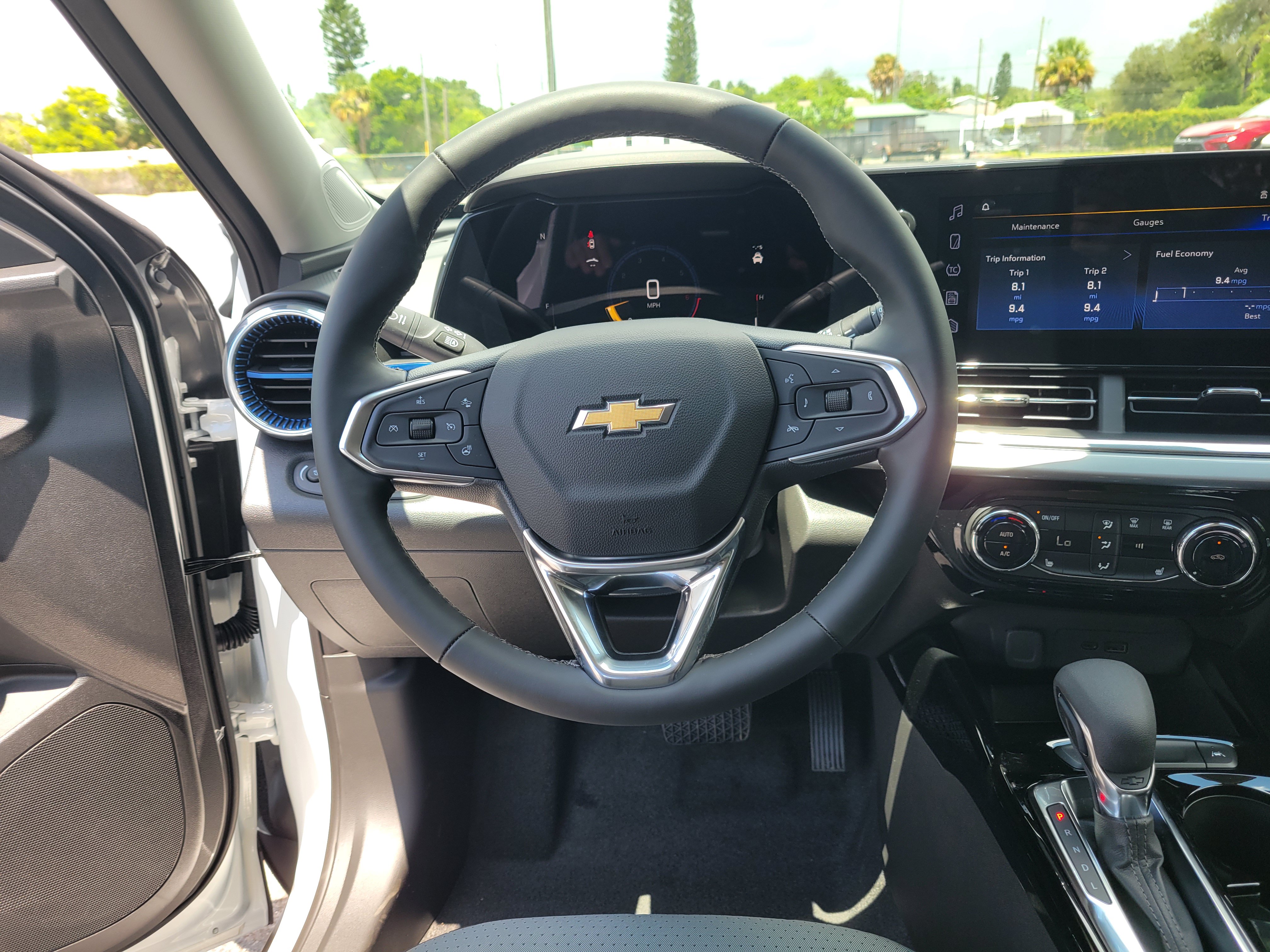 New 2026 Chevrolet Trax LT w/ Driver Confidence Package FWD image 12