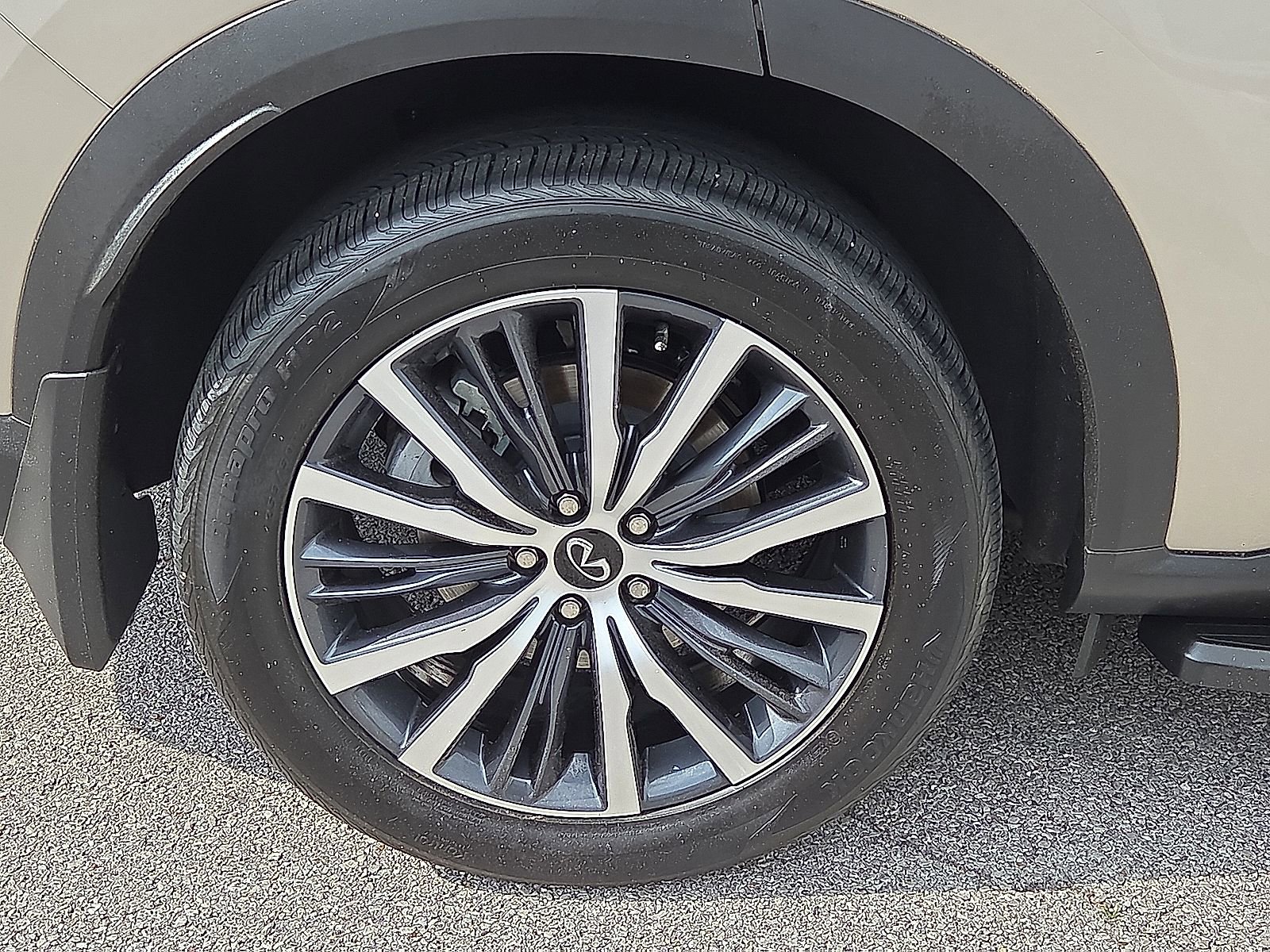 Used 2025 INFINITI QX60 Sensory w/ Vision Package AWD/4WD image 7