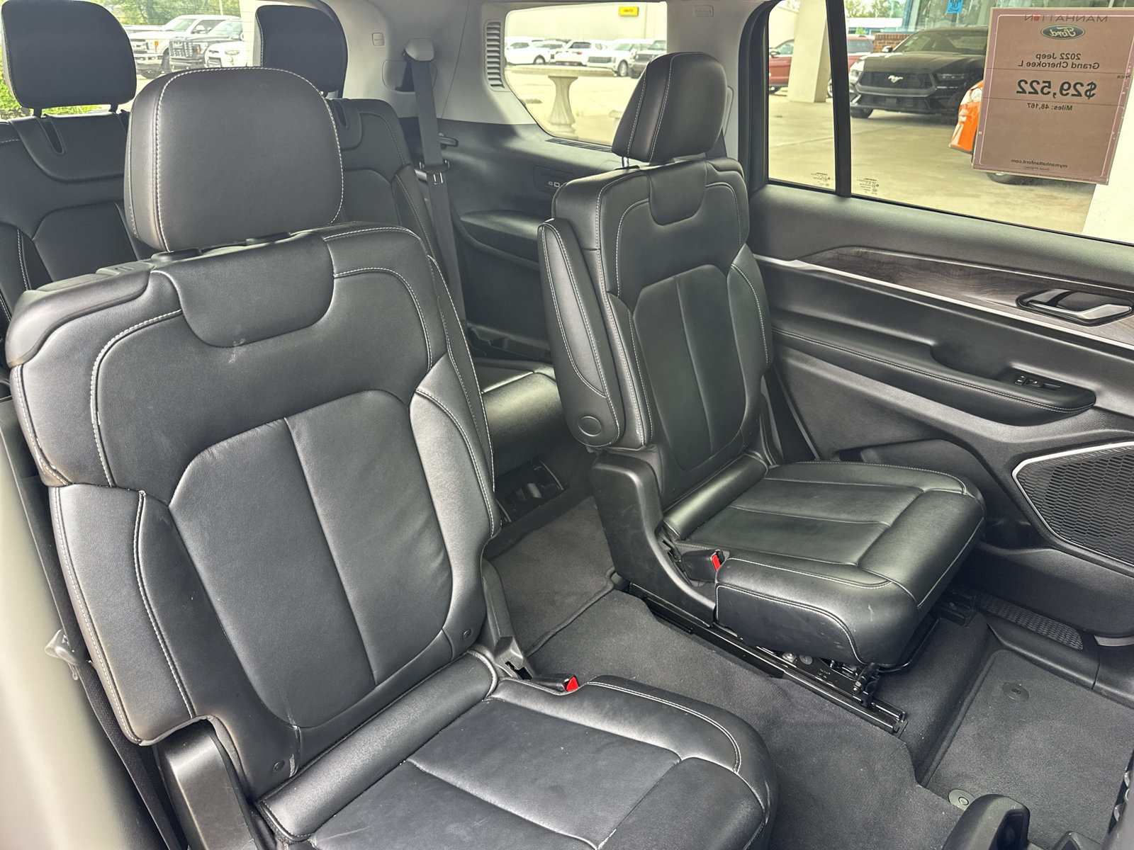 Used 2022 Jeep Grand Cherokee L Limited AWD/4WD image 35