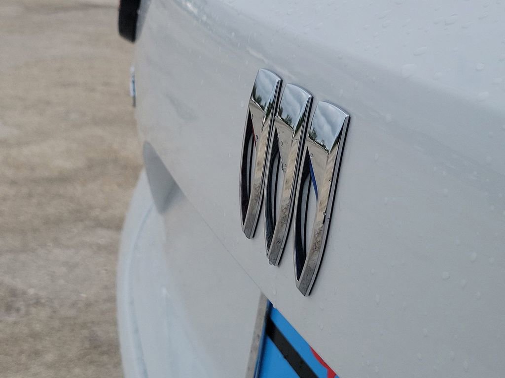 Used 2025 Buick Envision Preferred image 40