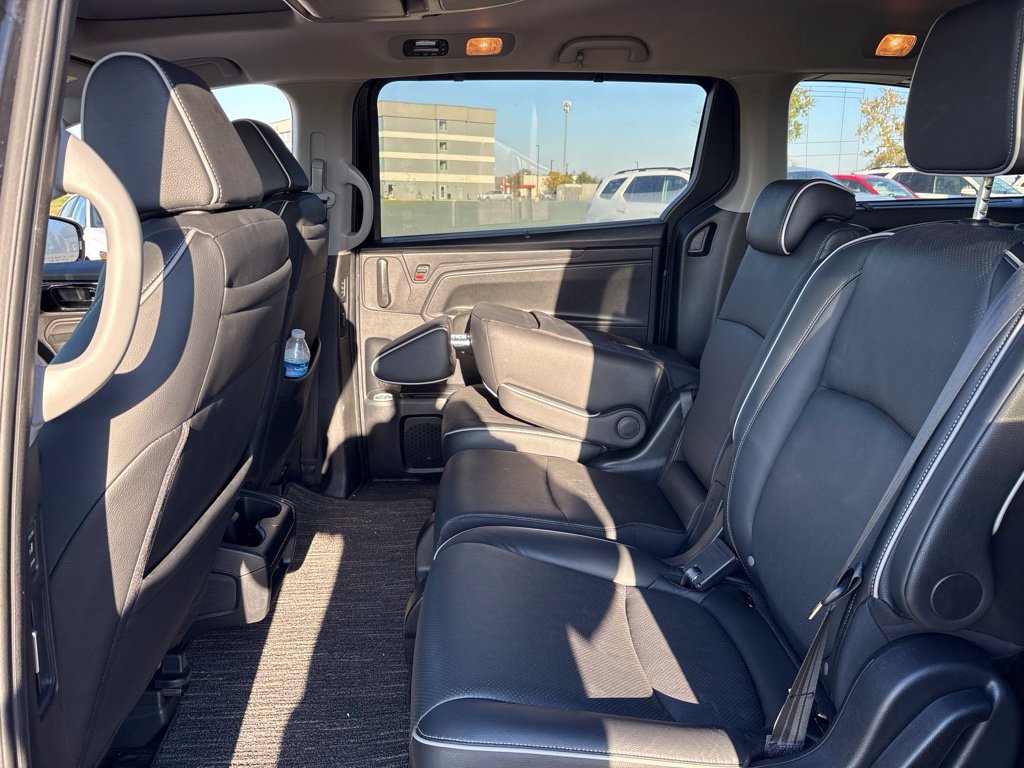 Used 2024 Honda Odyssey Elite image 16