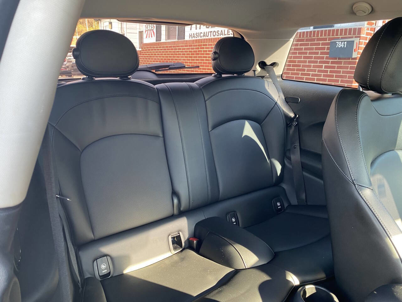 Used 2016 MINI Cooper S FWD image 17