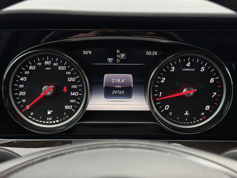 Used 2018 Mercedes-Benz E 300 4MATIC image 19