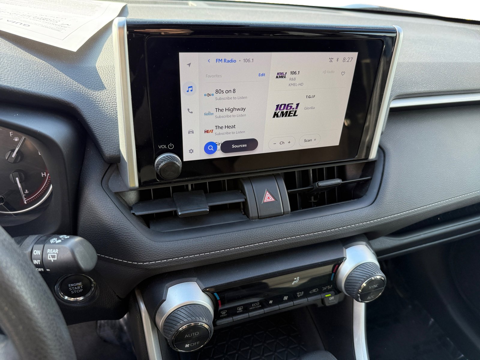 Used 2023 Toyota RAV4 XLE image 12