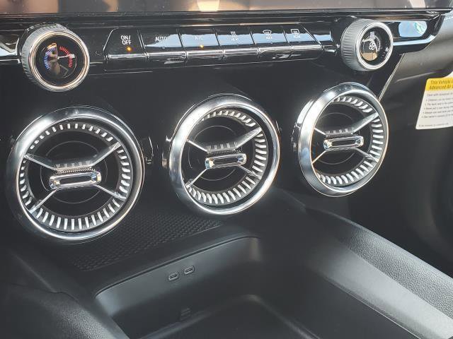 New 2025 Chevrolet Blazer EV LT image 18