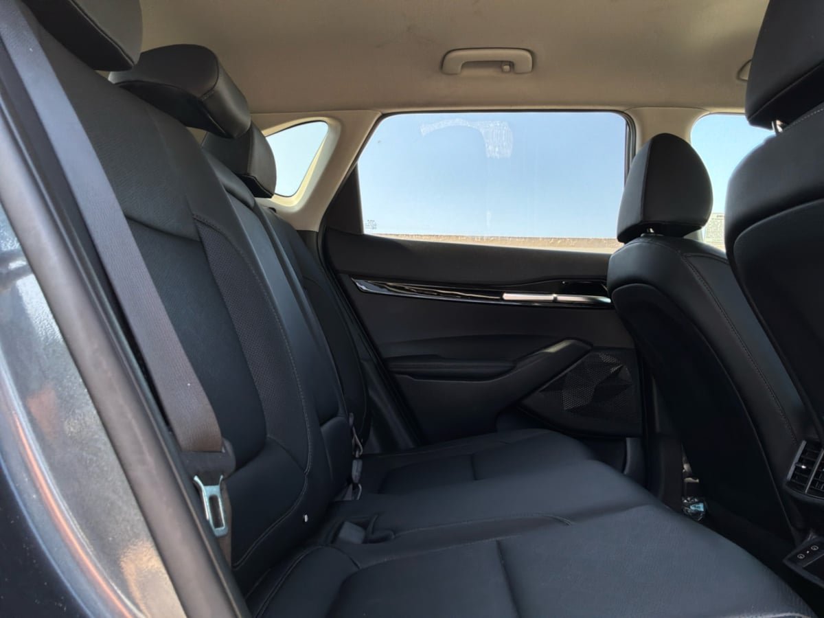 Used 2026 Kia Seltos EX FWD image 18