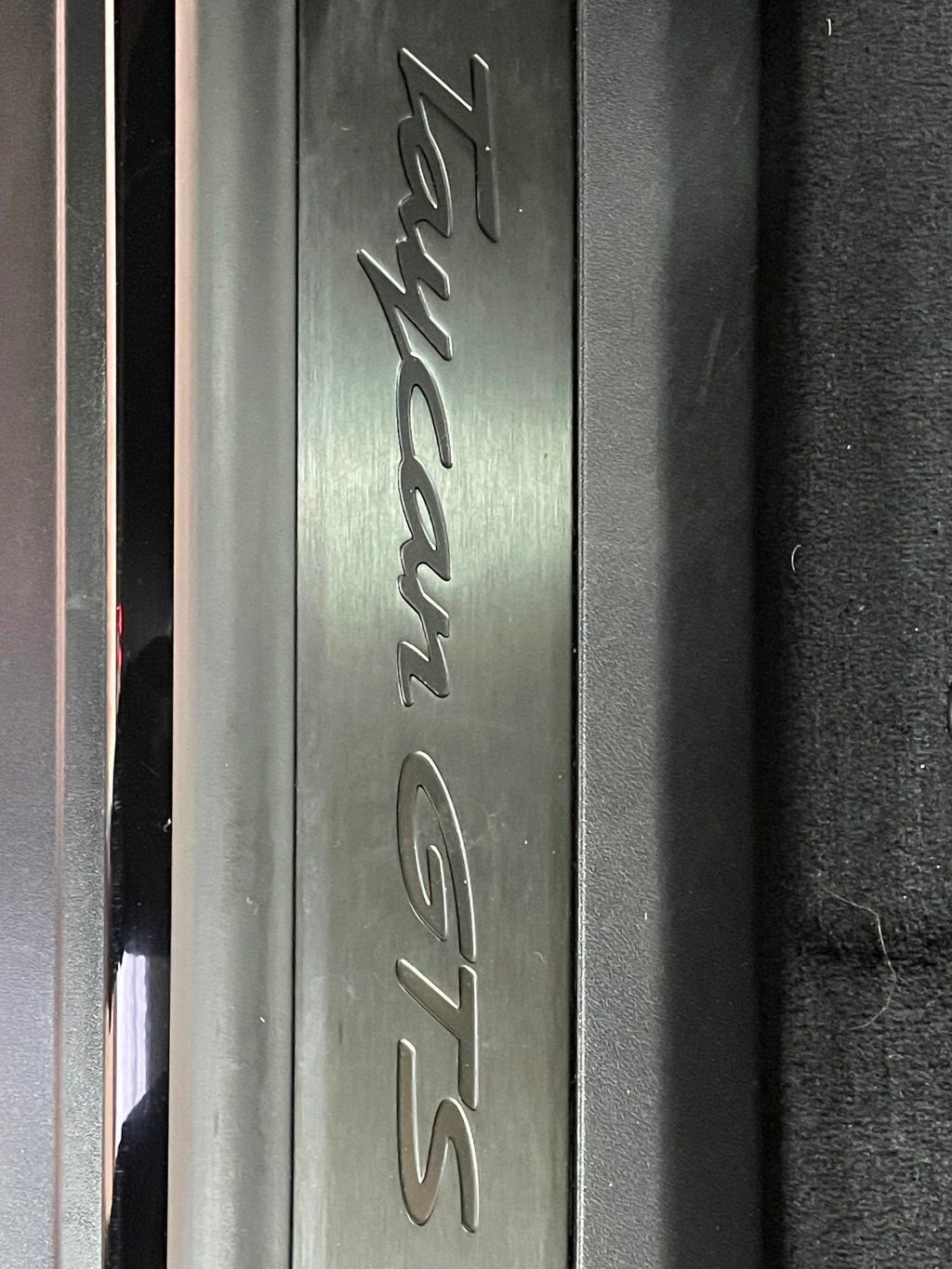 Used 2024 Porsche Taycan GTS image 13