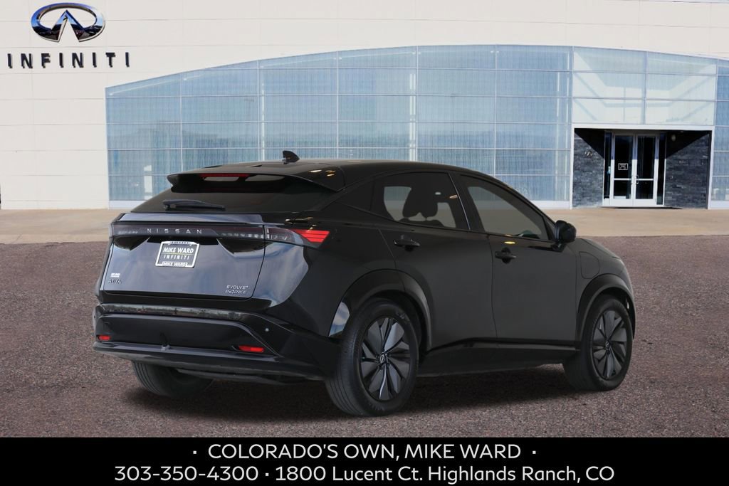 Used 2023 Nissan Ariya AWD image 6