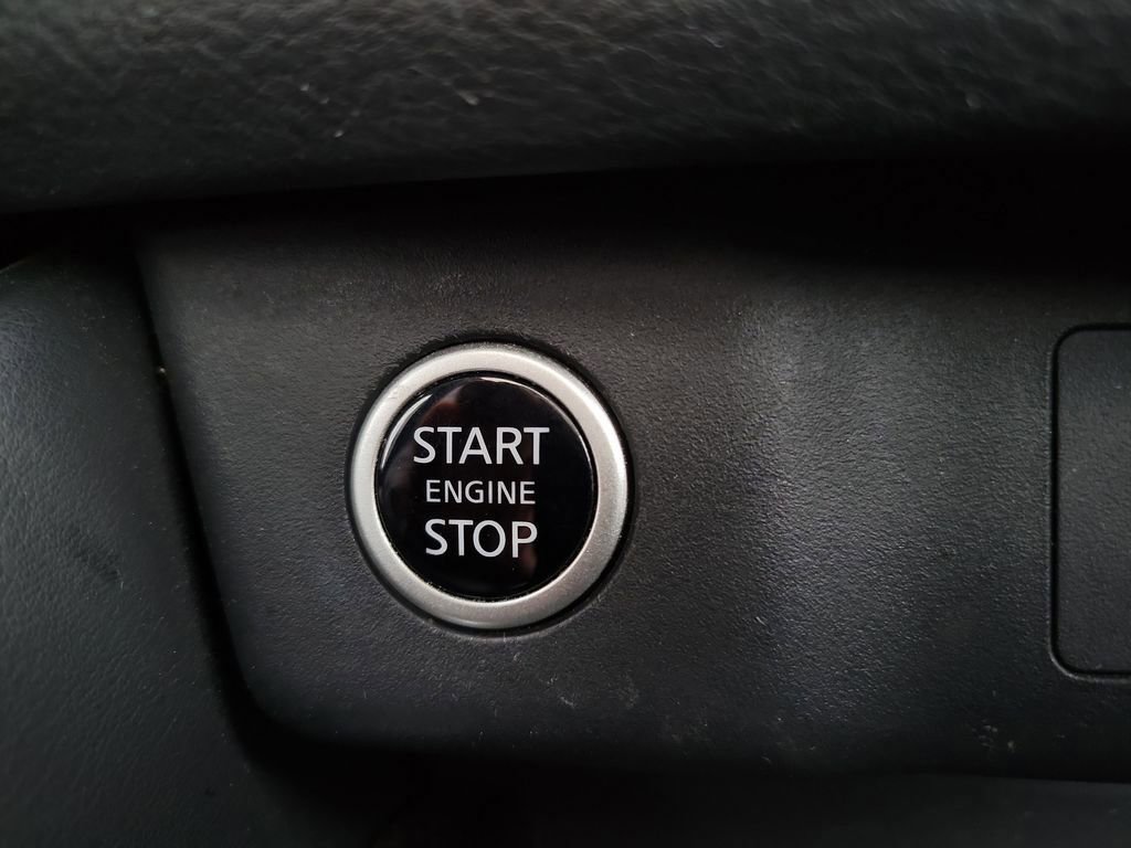 Used 2023 Nissan Rogue SL w/ SL Premium Package image 30