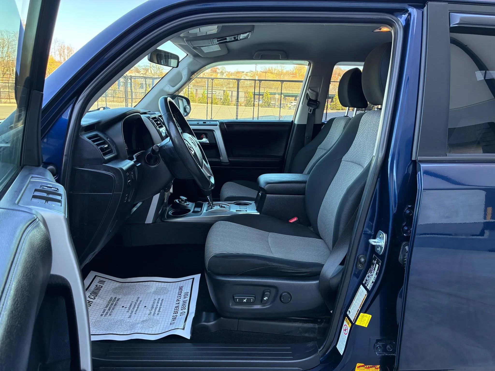 Used 2016 Toyota 4Runner SR5 image 9