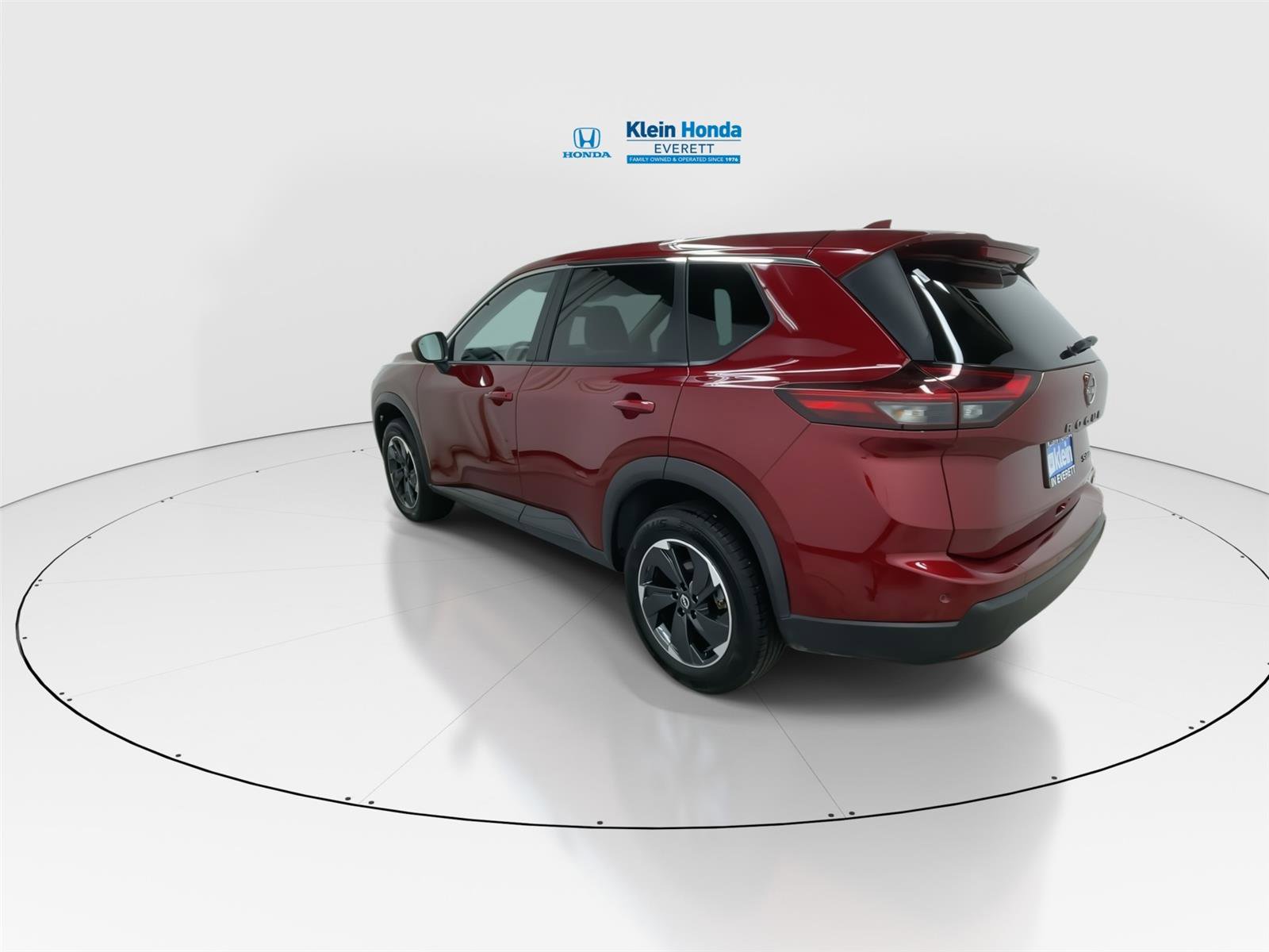 Used 2024 Nissan Rogue SV image 8