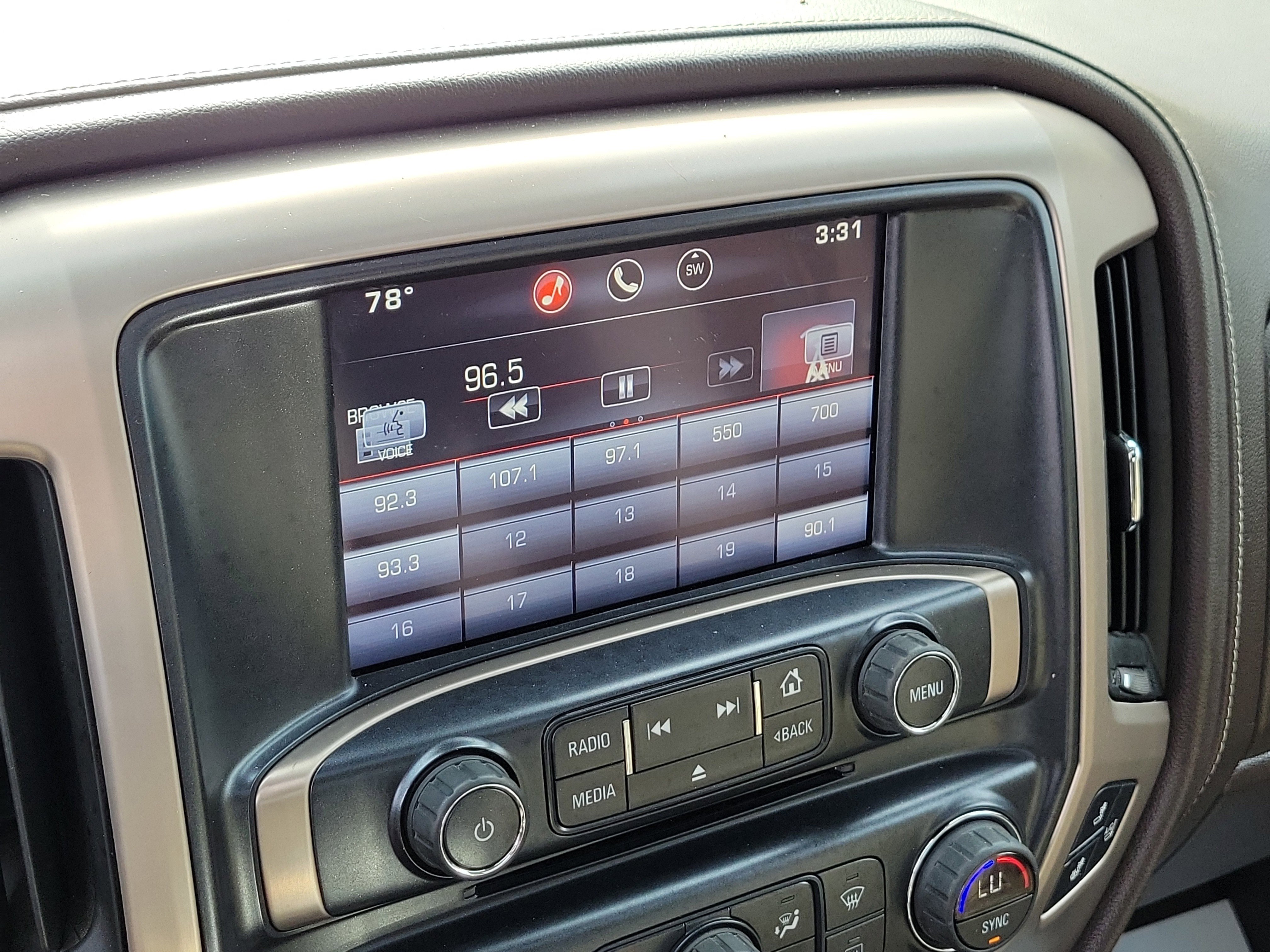 Used 2015 GMC Sierra 3500 Denali w/ Duramax Plus Package image 26