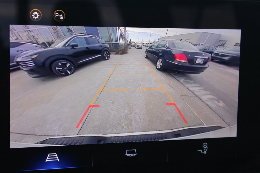 Used 2023 Chevrolet Colorado LT w/ LT Convenience Package II image 36