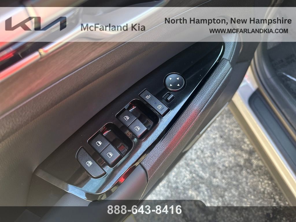 Used 2023 Kia Sportage X-Line w/ X-Line Premium Package image 12
