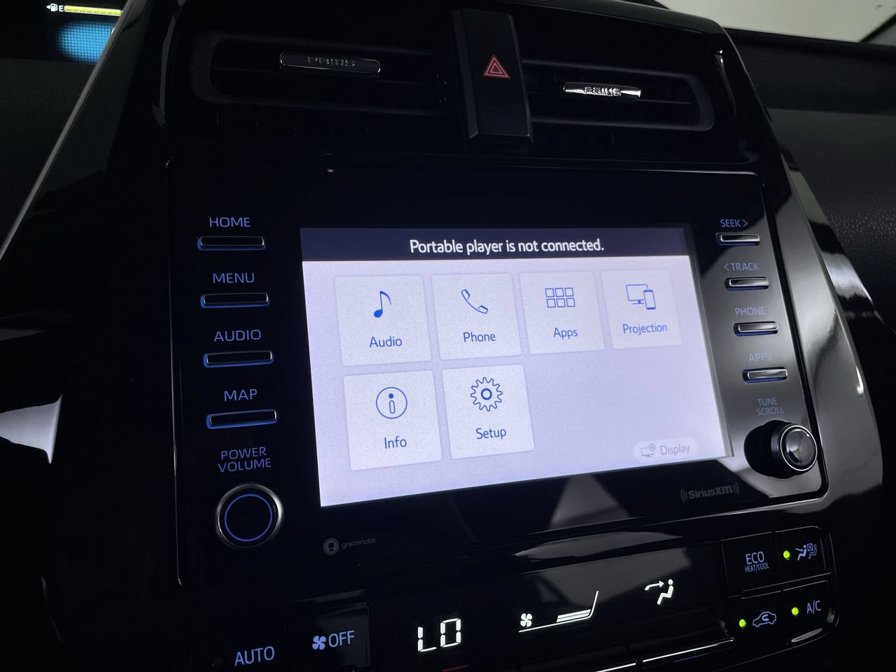 Used 2022 Toyota Prius LE FWD image 14
