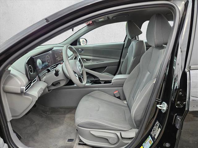 Certified 2023 Hyundai Elantra SEL w/ Convenience Package FWD image 15
