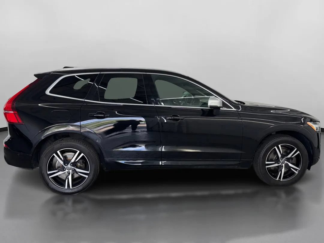 Used 2019 Volvo XC60 T6 R-Design AWD/4WD image 11