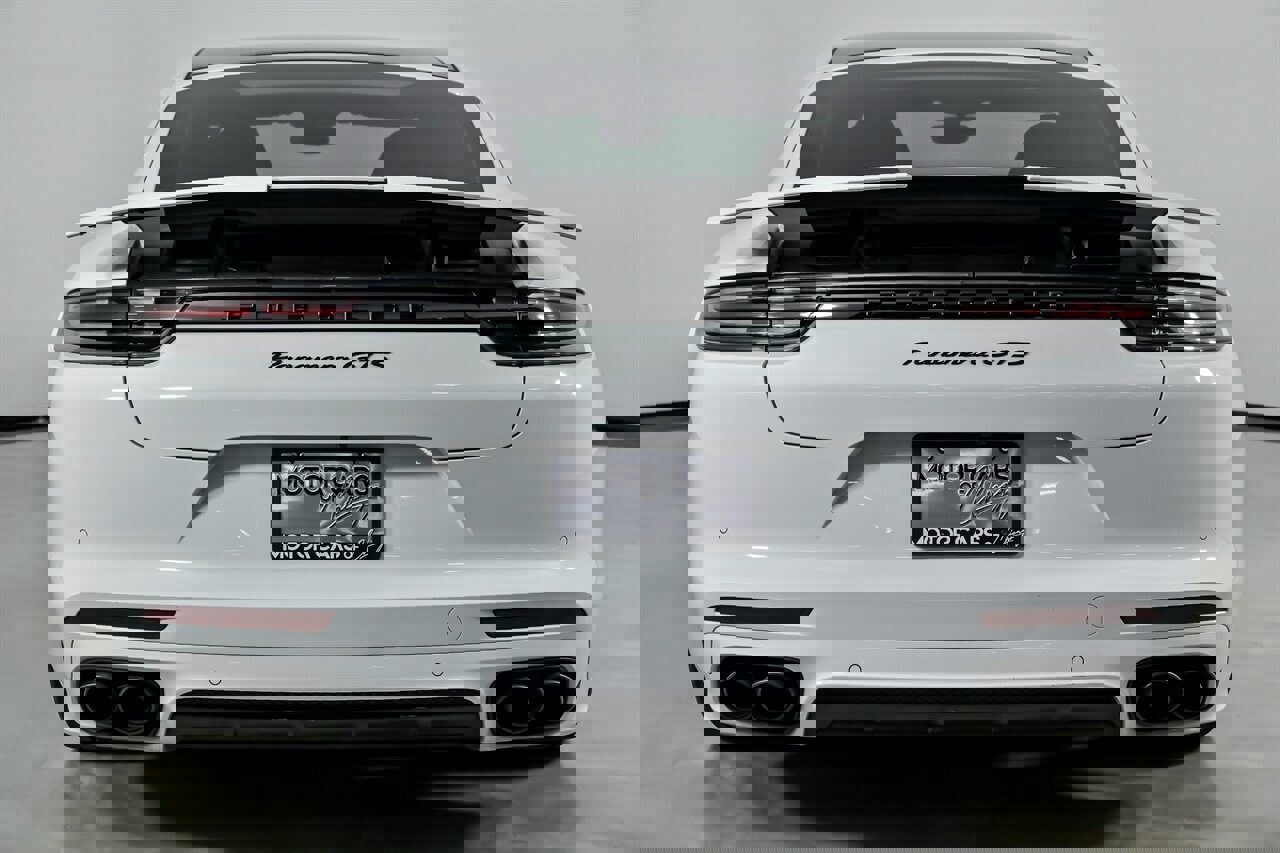 Used 2020 Porsche Panamera GTS image 11