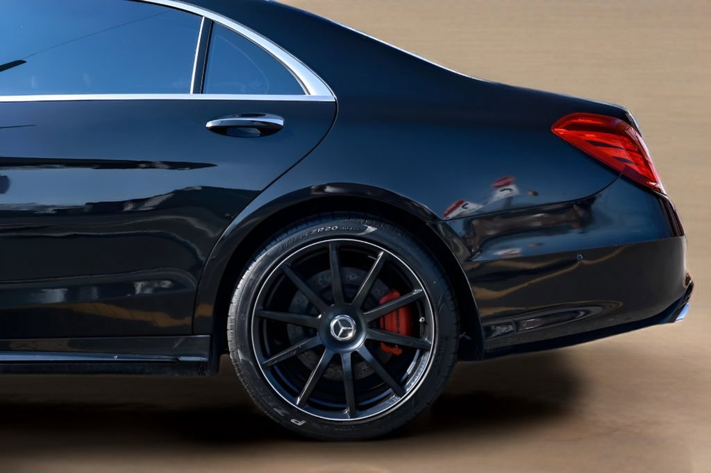 Used 2017 Mercedes-Benz S 63 AMG 4MATIC Sedan w/ Warmth & Comfort Package image 7