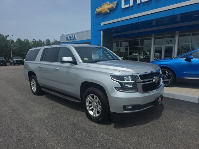 Used 2015 Chevrolet Suburban LT AWD/4WD image 2