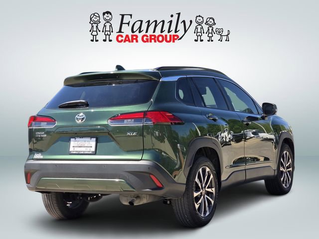Used 2022 Toyota Corolla Cross XLE w/ Convenience Package image 4