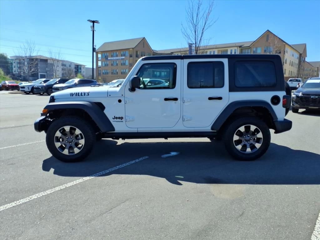 Used 2022 Jeep Wrangler Unlimited Sport image 32