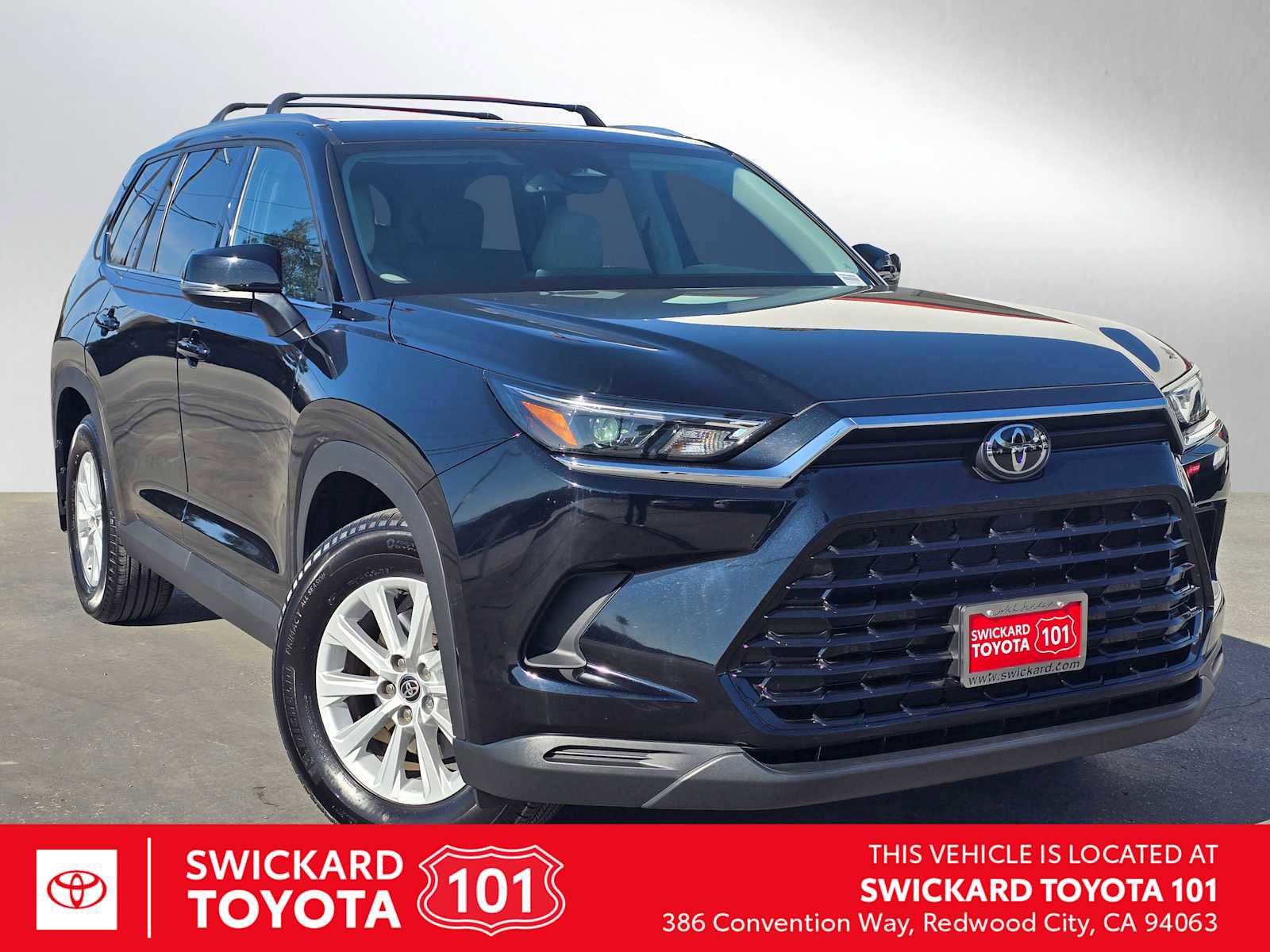 Used 2024 Toyota Grand Highlander XLE image 1