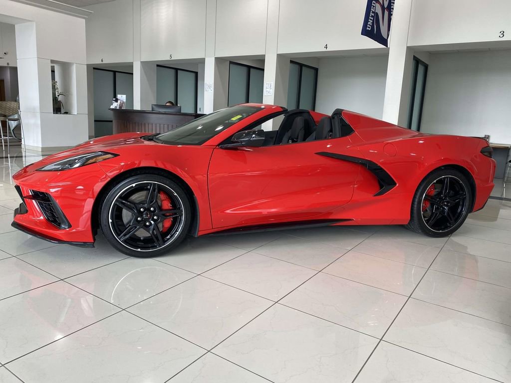 Used 2023 Chevrolet Corvette Stingray Premium Conv w/ Z51 Performance Package RWD image 2