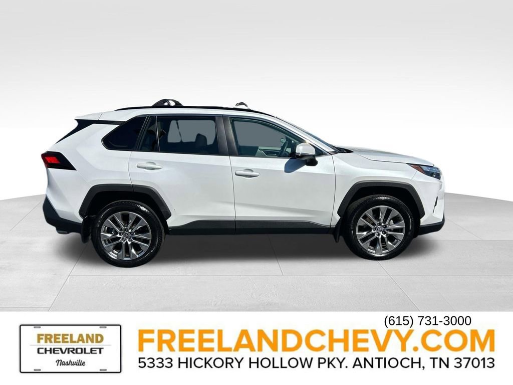 Used 2023 Toyota RAV4 XLE Premium image 2
