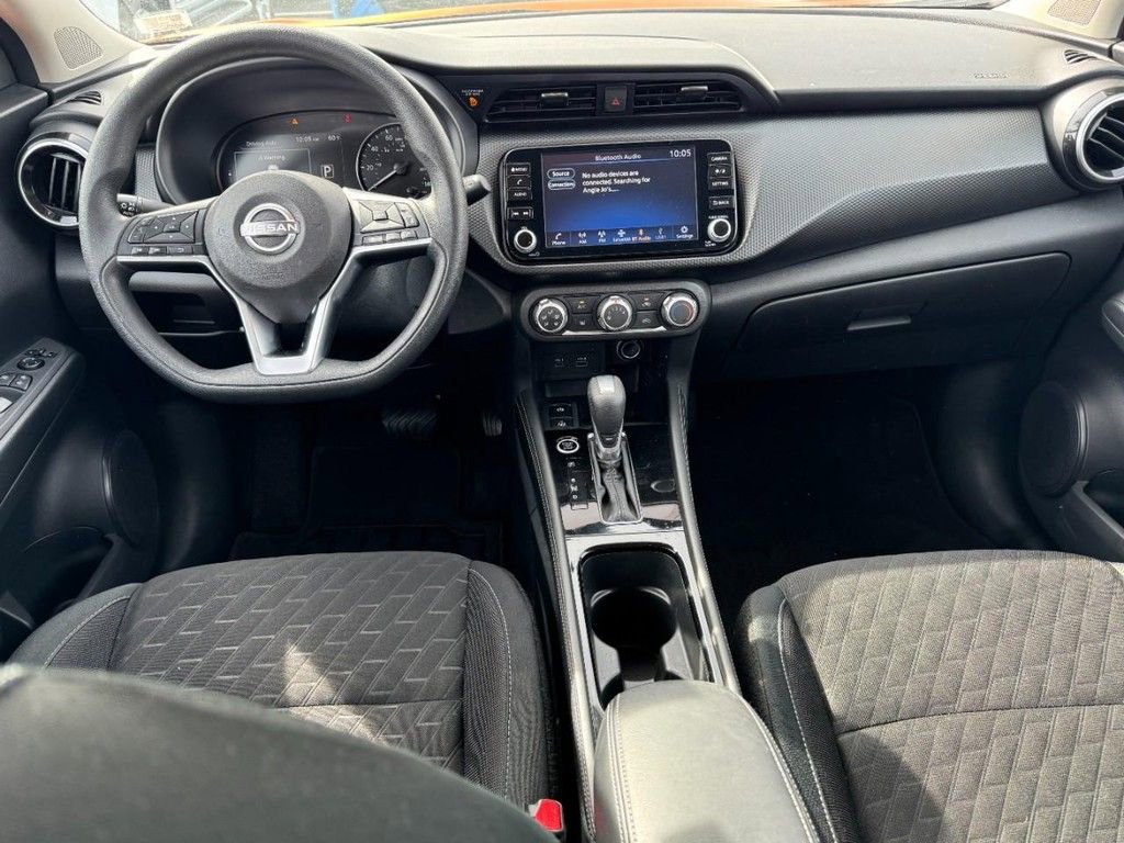 Used 2024 Nissan Kicks SV image 11