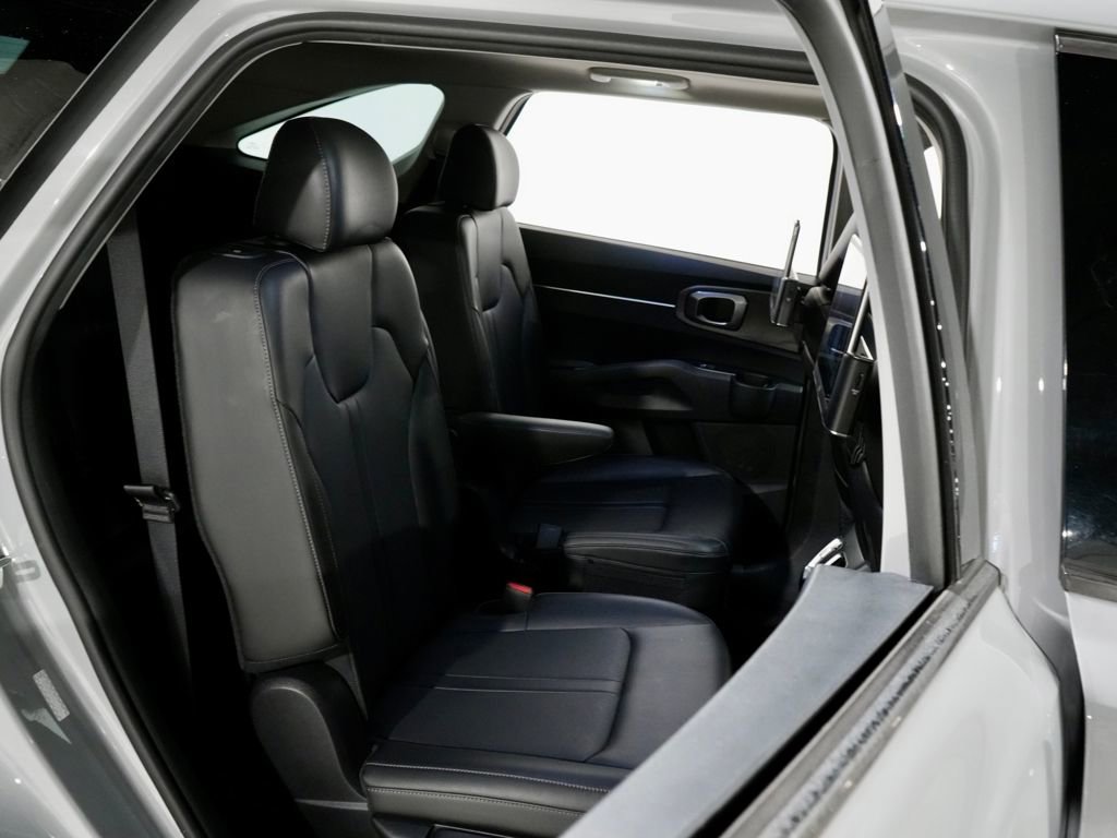 Used 2022 Kia Sorento X-Line EX image 32