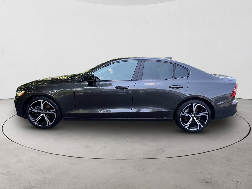 Certified 2025 Volvo S60 B5 Core AWD/4WD image 2