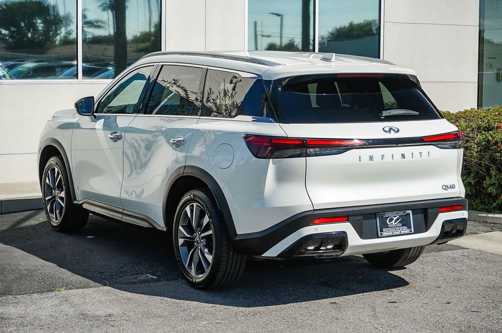 Certified 2023 INFINITI QX60 Luxe image 4