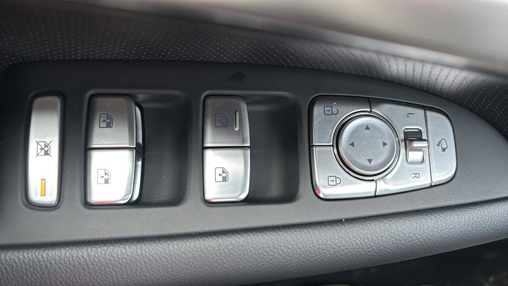 New 2026 Genesis G70 2.5T Prestige image 16