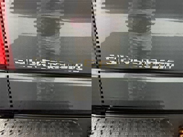 Used 2022 Chevrolet Silverado 1500 LT Trail Boss w/ LT Trail Boss Premium Package image 32