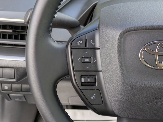 Used 2025 Toyota Prius LE image 13