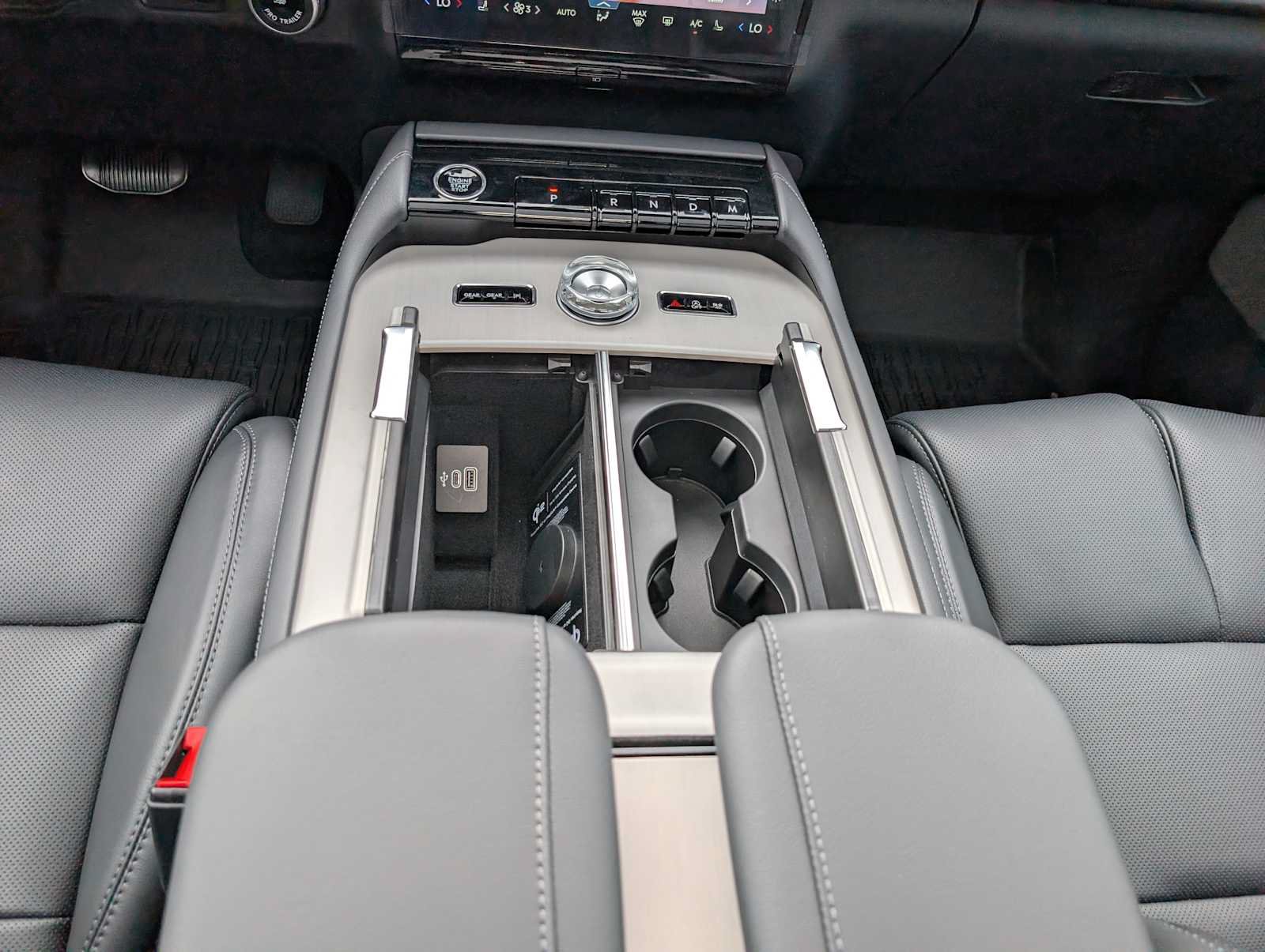 New 2027 Lincoln Navigator L Reserve w/ Jet Appearance Package AWD/4WD image 13