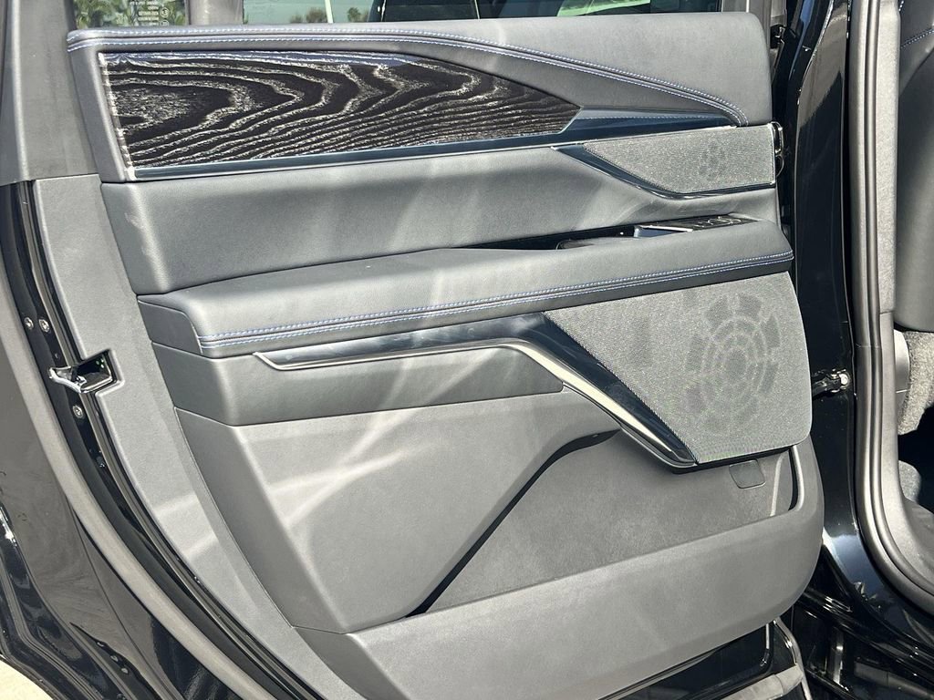 New 2026 Cadillac Escalade IQL Sport 1 image 27