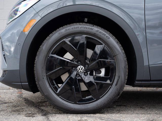 New 2025 Volkswagen ID.4 Pro S image 7