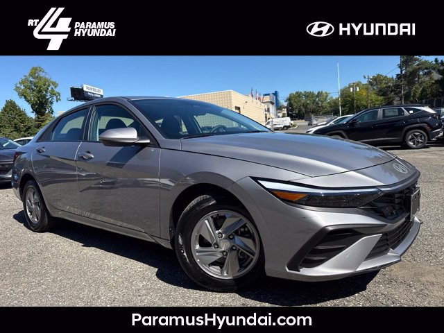 Used 2026 Hyundai Elantra SE FWD 360° Tour